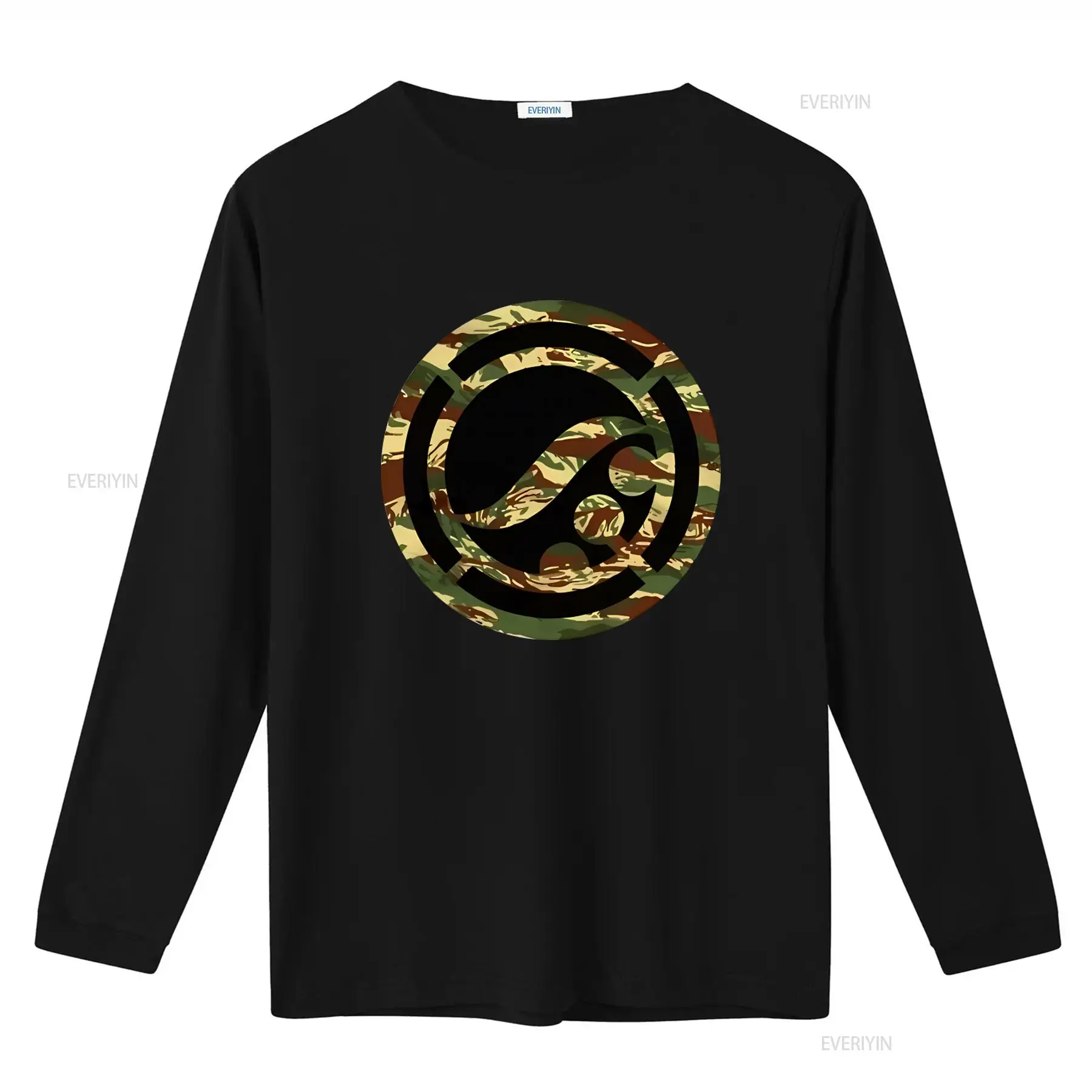 เสื้อยืดลายพรางโลโก้ Shoyoroll - Streetwear Brand Logo Design บทวิจารณ์และราคา
